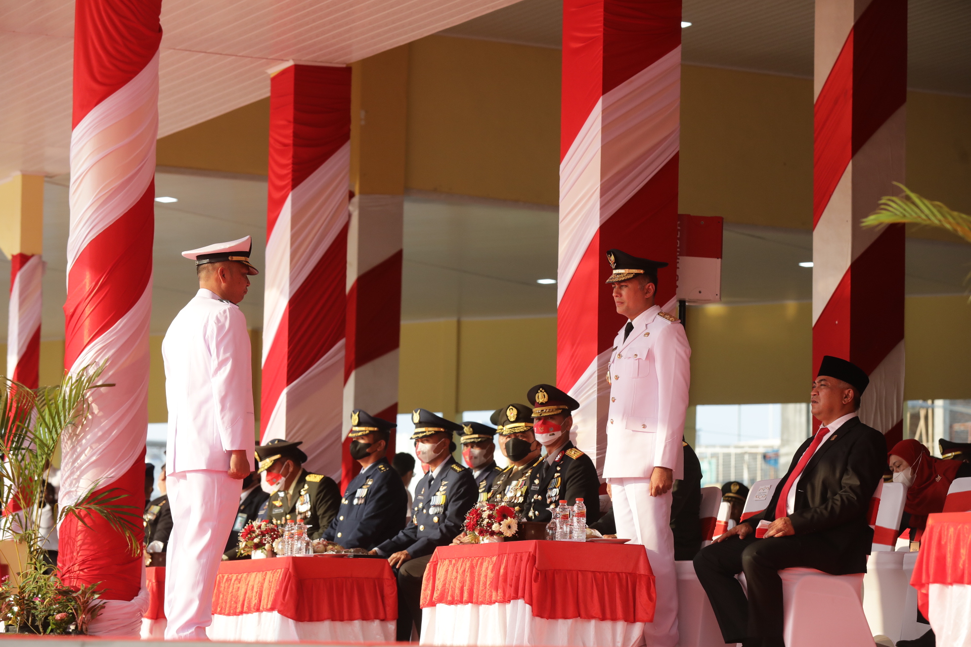 Wagub Sumut Musa Rajekshah Pimpin  Upacara Penurunan Bendera HUT ke-77 RI