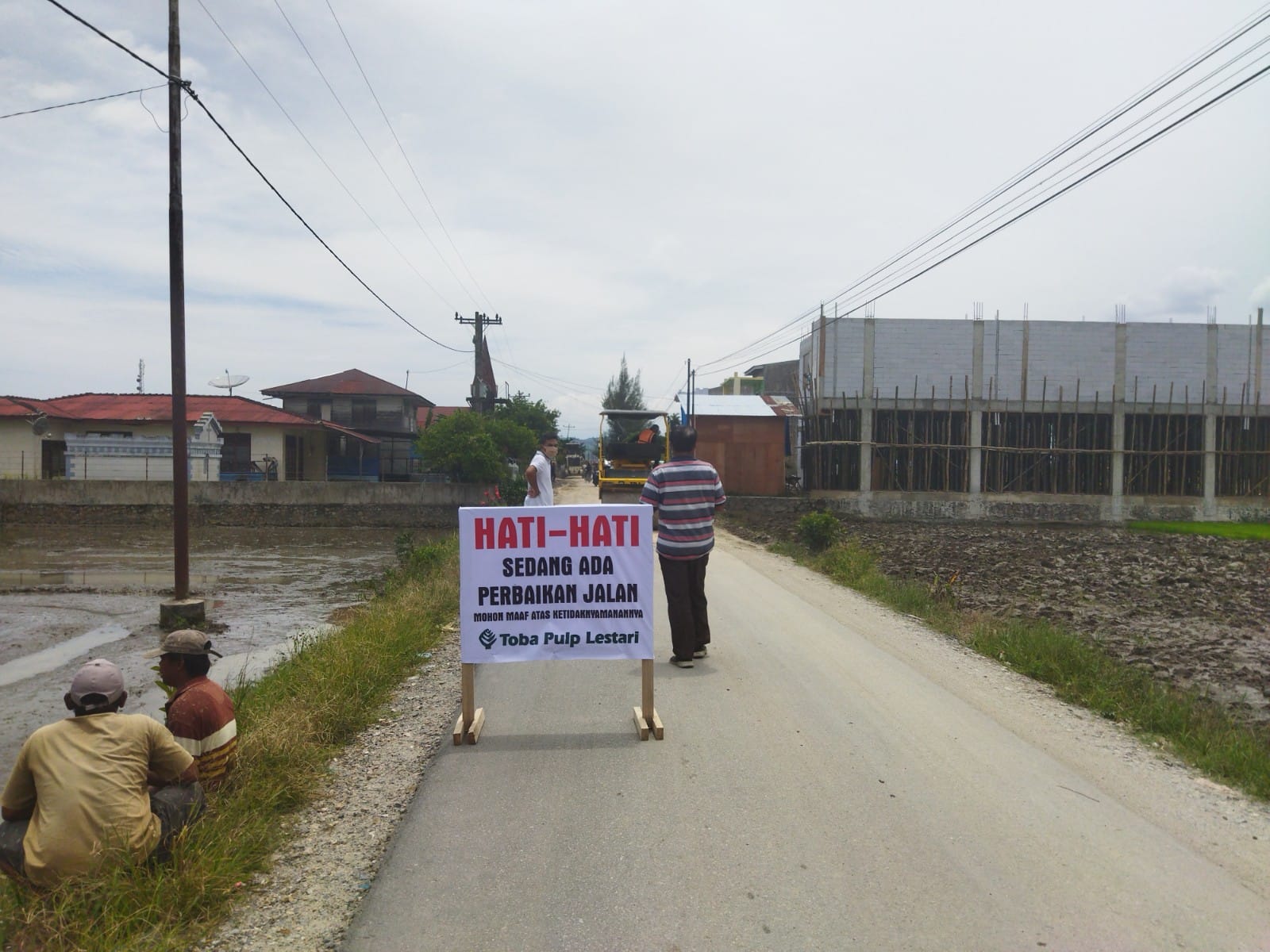 TPL Serah Terimakan Patching Jalan di Desa Patane IV, Kecamatan Porsea