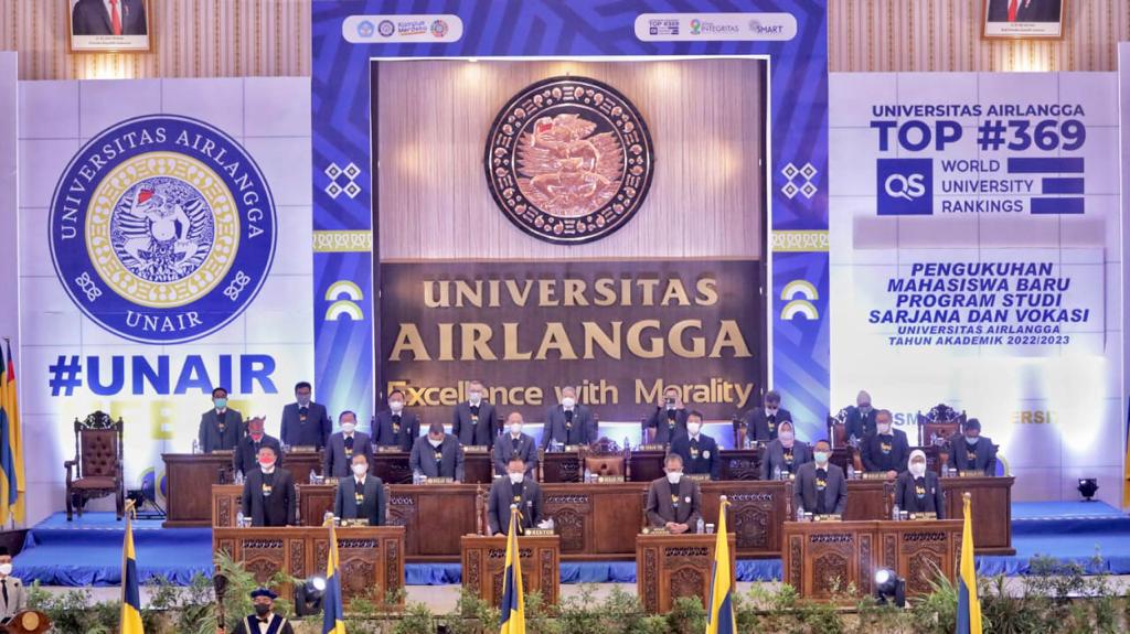 Kapolda Jatim Berikan Wawasan Kebangsaan pada 8.275 Mahasiswa Baru Unair