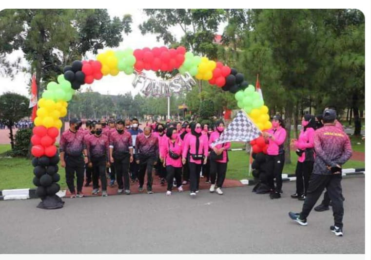 Semarakan Hari Jadi Polwan Ke 74, Polda Sumut Laksanakan Olahraga Bersama