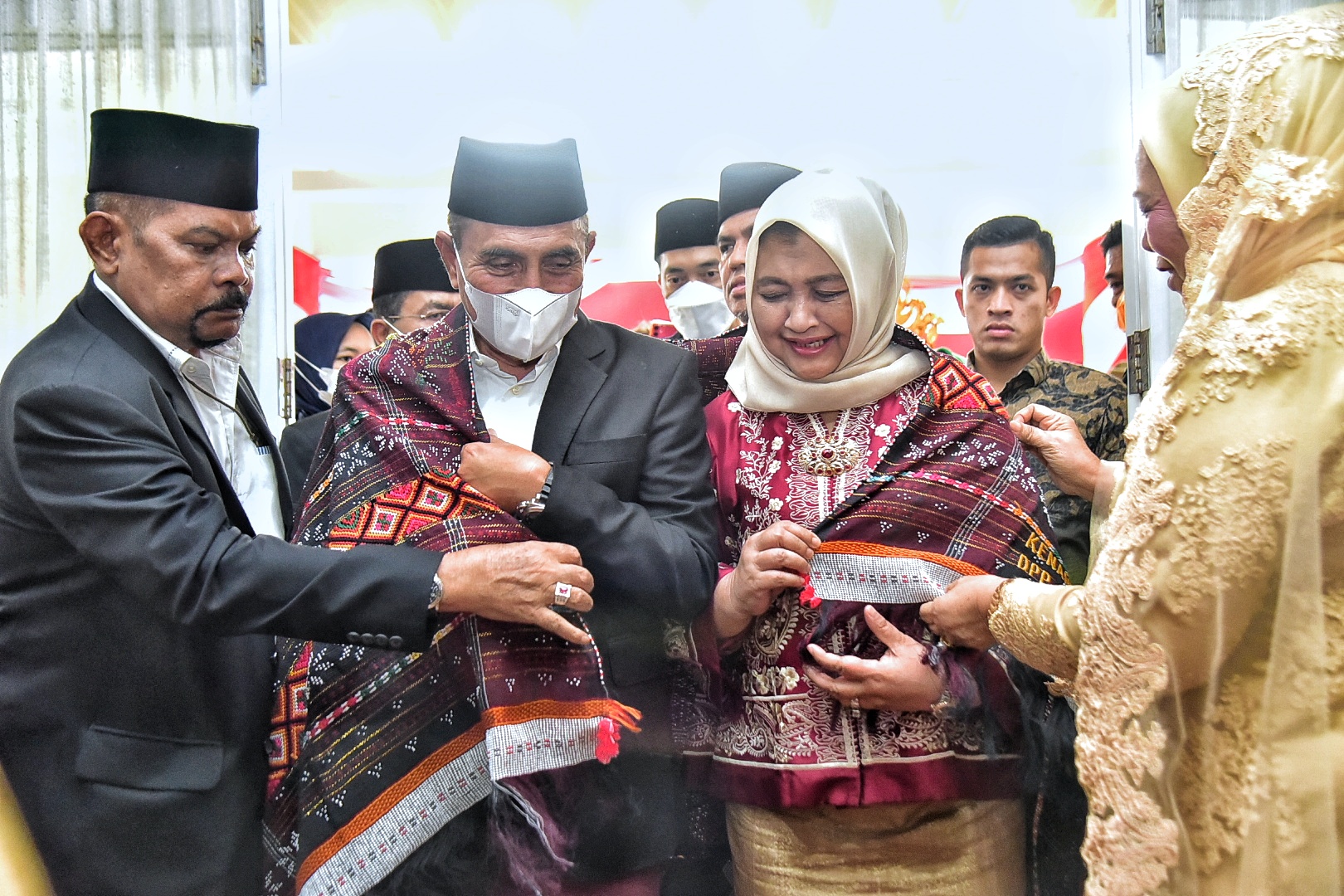 Gubernur Edy Rahmayadi Minta Masyarakat  ‘Dalihan Natolu’ Bersatu Membangun Tabagsel