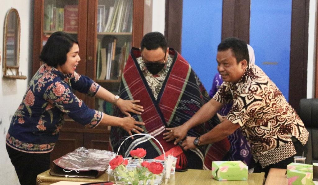 Kepala ANRI Kunjungi Depo Arsip Medan