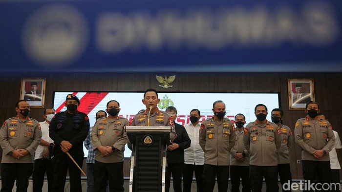 Kapolri Jenderal Listyo Sigit Prabowo Umumkan Ferdy Sambo jadi Tersangka