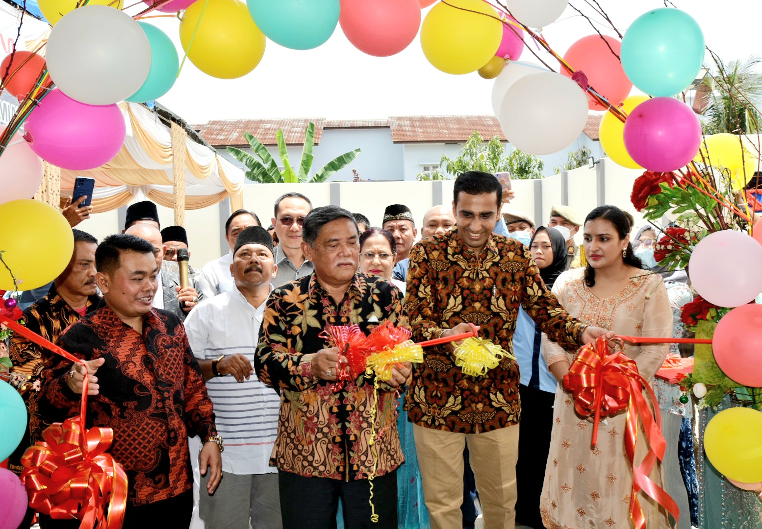 Wabup Deli Serdang Resmikan Klinik Trimurti Setia