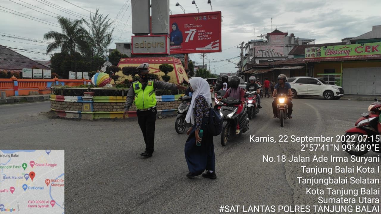 Cegah Kemacetan dan Kecelakaan, Personel Satlantas Polres Tanjungbalai Melaksanakan Kegiatan Pengaturan Lalu Lintas