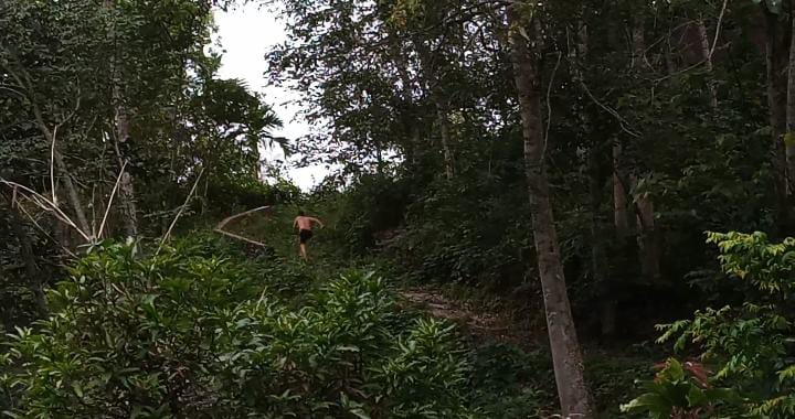 Operasi Pekat Satpol PP : Seorang Pria Pilih Langkah Seribu, Pasangan di Tinggal Telanjang 