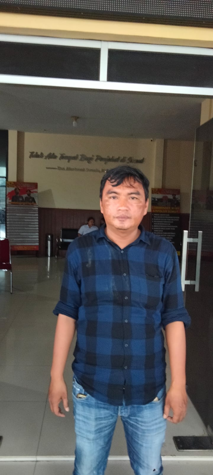 Gegara Menegur Pengendara Motor Menabrak Kucing, Oknum Wartawan Nyaris Babak Belur Dikeroyok Sekelompok Warga