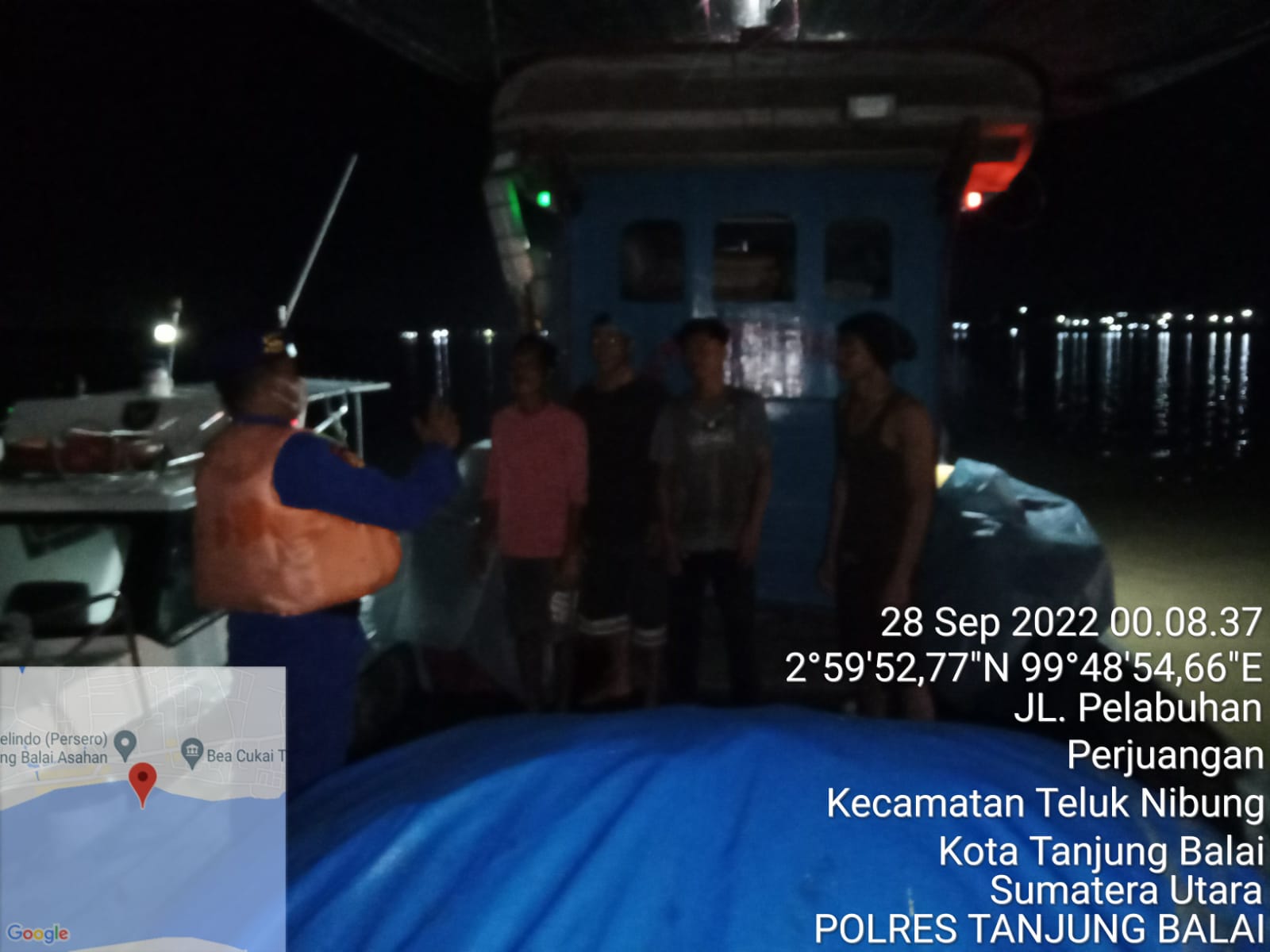 Kapal Nelayan KM. Sinar Abadi Menuju Daratan Tanjungbalai di Hentikan Personil Satpolair Polres Tanjungbalai