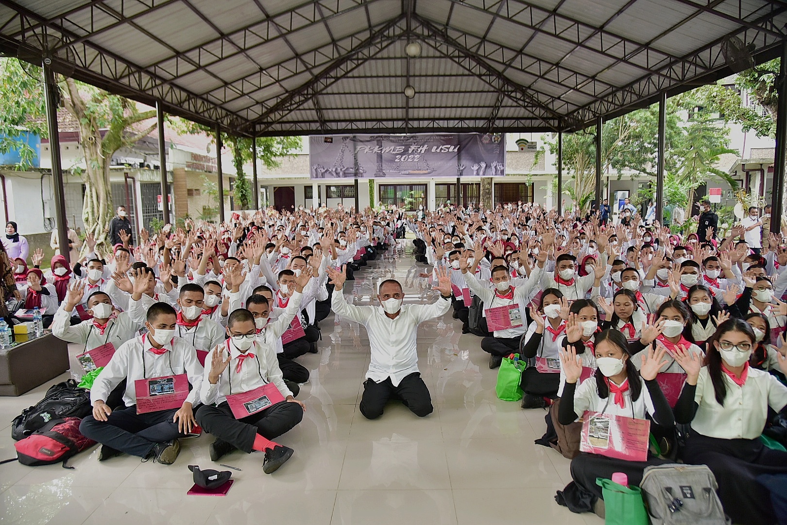 Gubsu Beri Motivasi Bagi Mahasiswa Baru