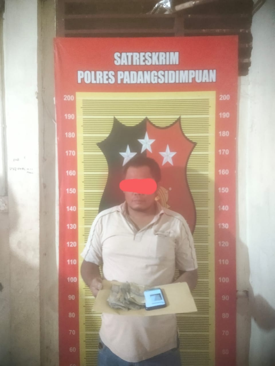 Ketahuan Pasang Togel Melalui WhatsApp, Sabar Berurusan Sama Polisi