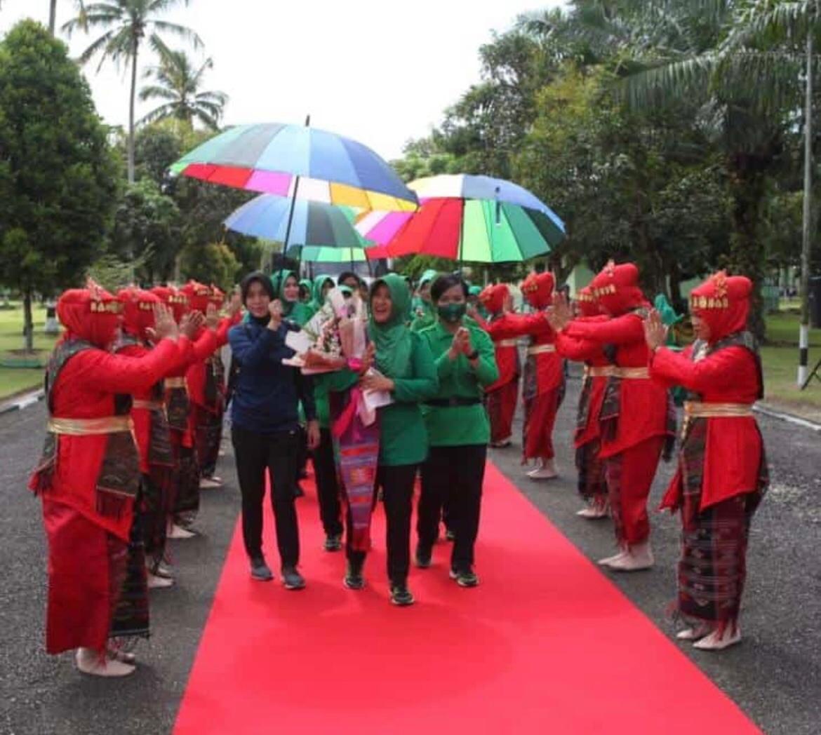 Ketua Persit KCK PD I/BB : Jaga Harkat dan Martabat Dirimu, Saat Suami Sedang Bertugas