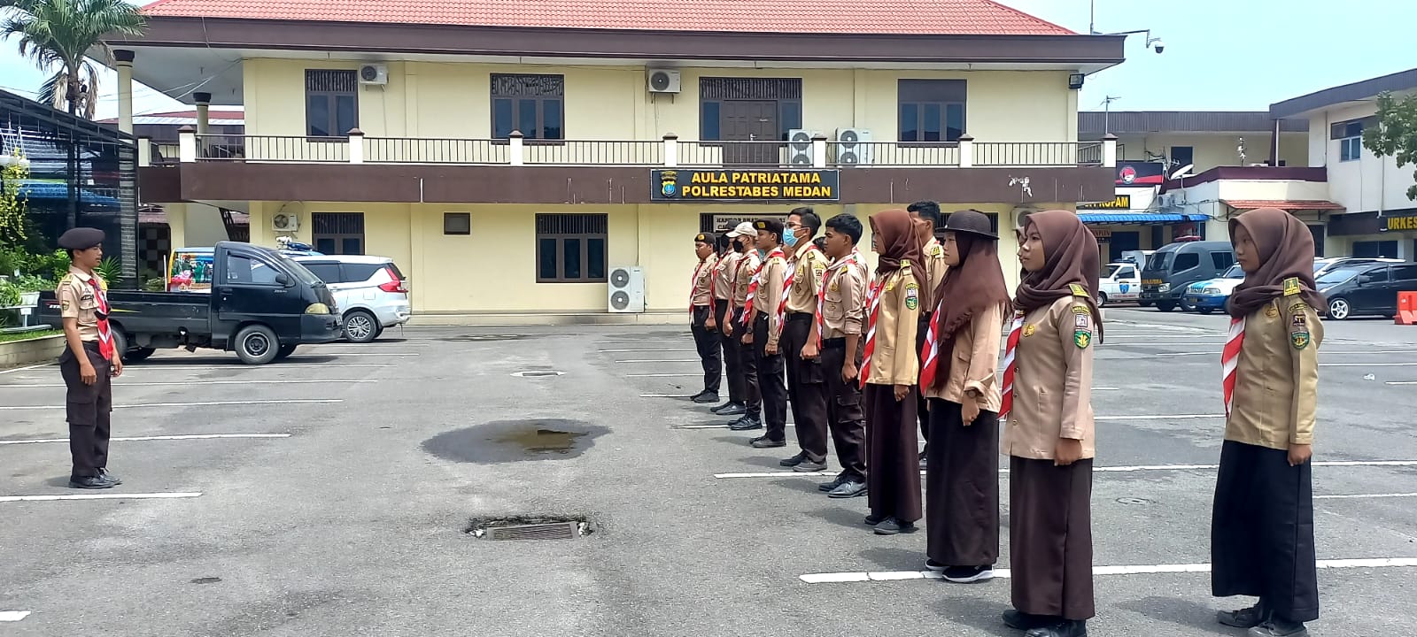 Sat Binmas Polrestabes Medan Latih Saka untuk Jaga Suasana Aman di Masyarakat
