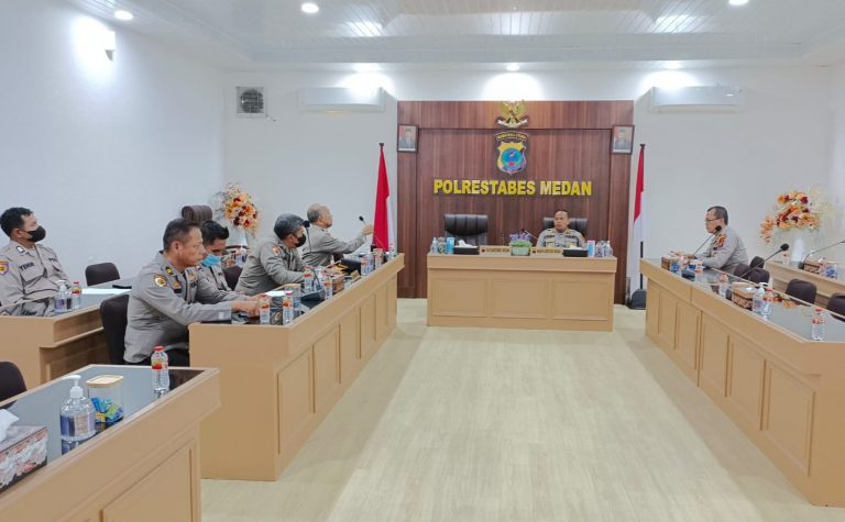 Wakapolrestabes Medan Pimpin Zoom Meeting Pemeriksaan Kepatuhan Atas Pengelolaan BBM