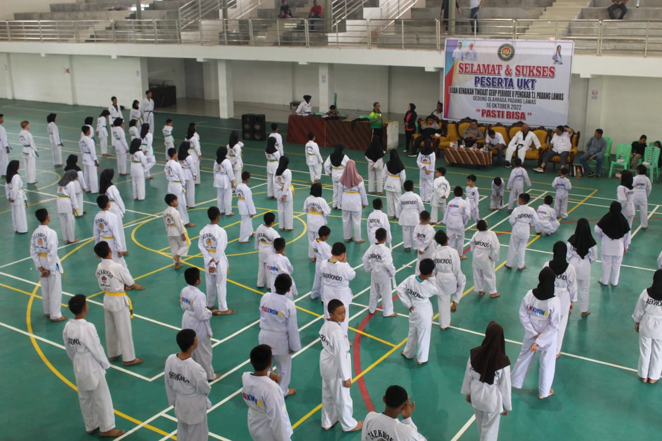 Ujian Kenaikan Tingkat (UKT) Taekwondo Indonesia Padang Lawas Digelar