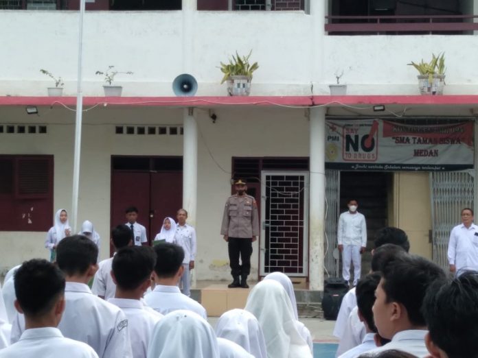 Sat Binmas Polrestabes Medan Himbau Pelajar Tidak Terlibat Tawuran