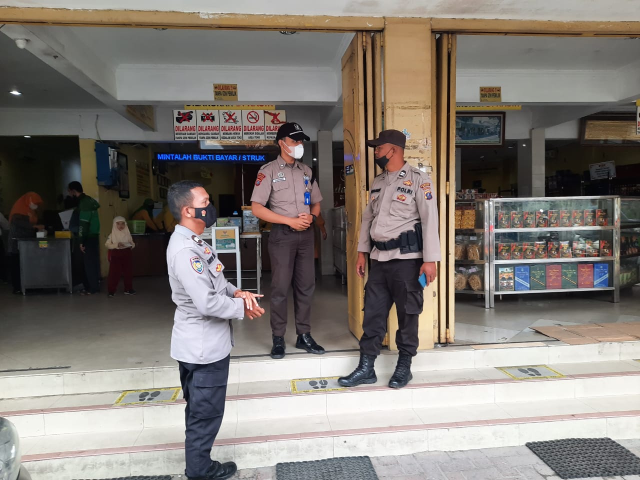 Sat Binmas Polrestabes Medan Imbau Sekuriti Zulaika Terapkan SOP