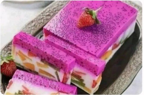 Hem, Nikmatnya Sarapan Pagi dengan Puding Buah Santan