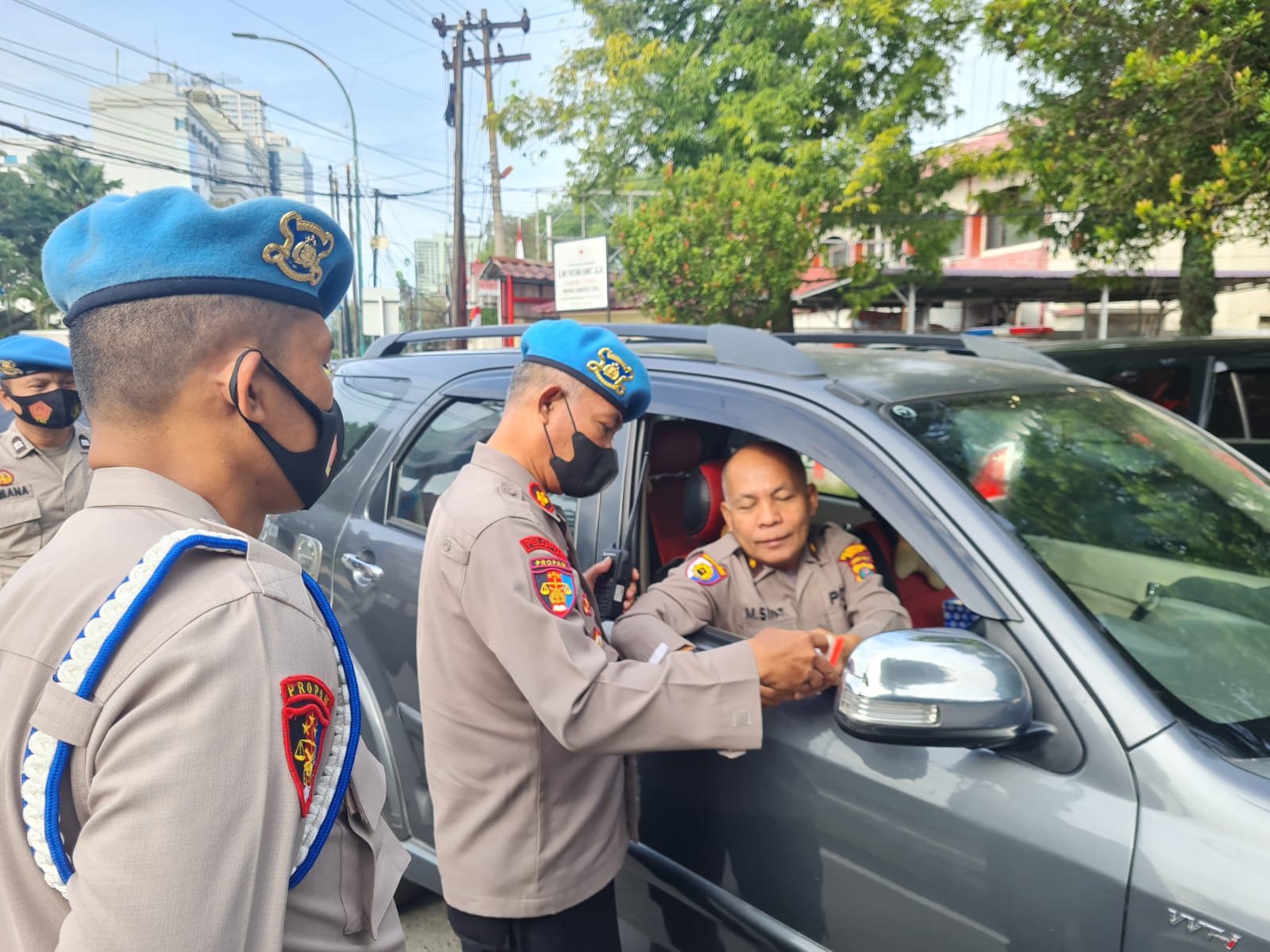 Terapkan Disiplin, Propam Polrestabes Medan Tegur 5 Anggota Secara Lisan