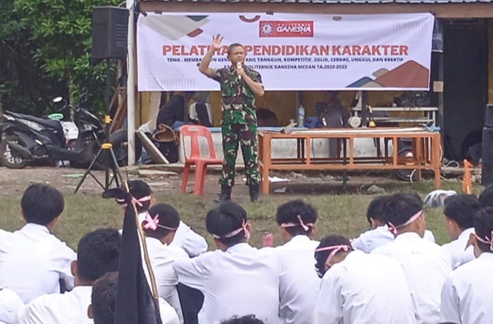 Kainfolahtadam Berikan Materi Pendidikan Karakter Kepada Para Mahasiswa Polgan