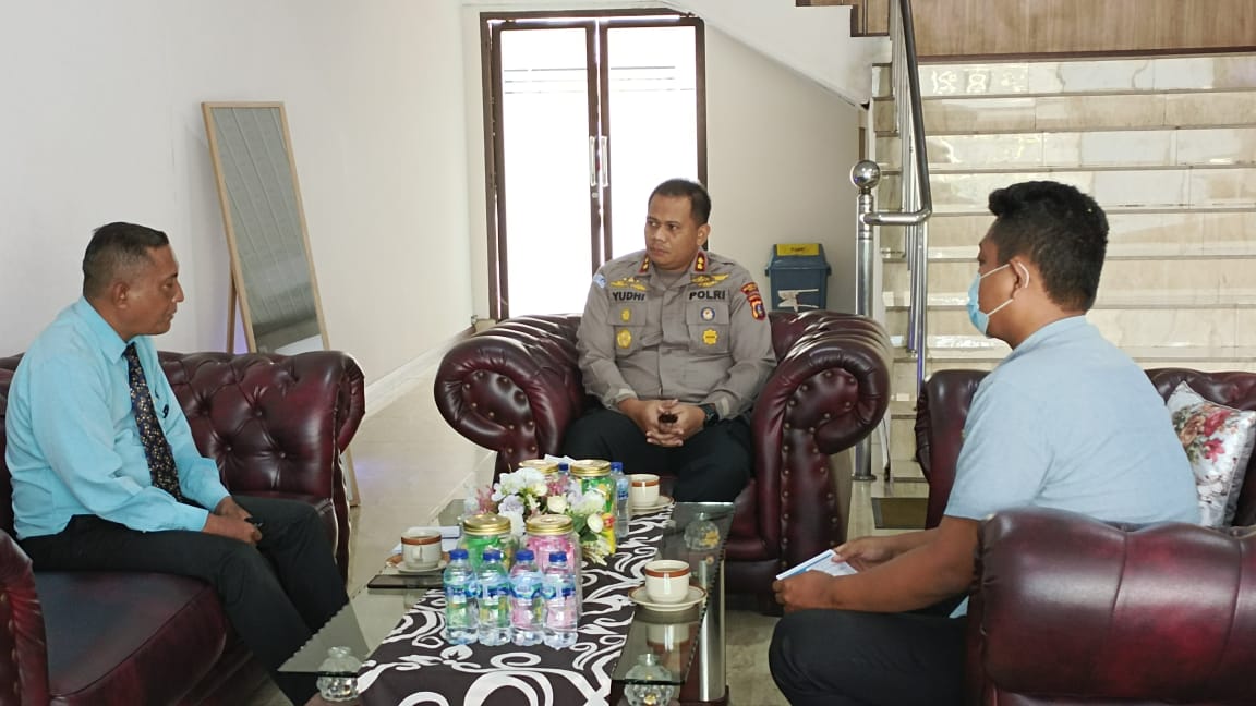 HUT YPSA, Wakapolrestabes Medan Terpilih Sebagai Tokoh Kepolisian Peduli Pendidikan