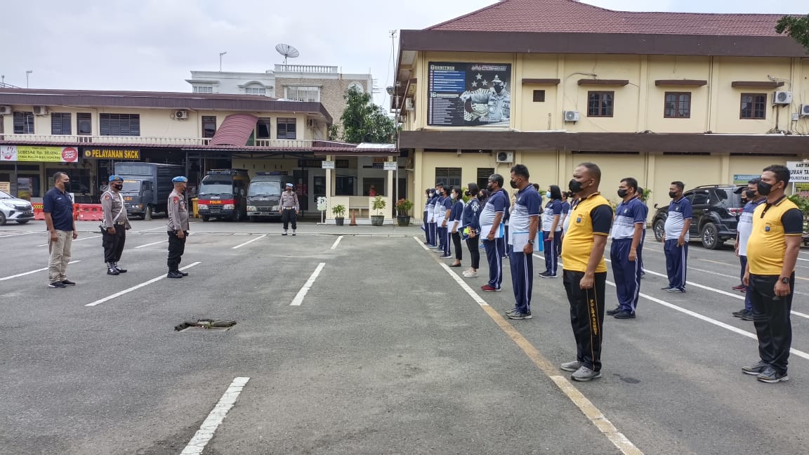 Jaga Kebugaran Tubuh, Anggota Polrestabes Medan Olahraga Bersama