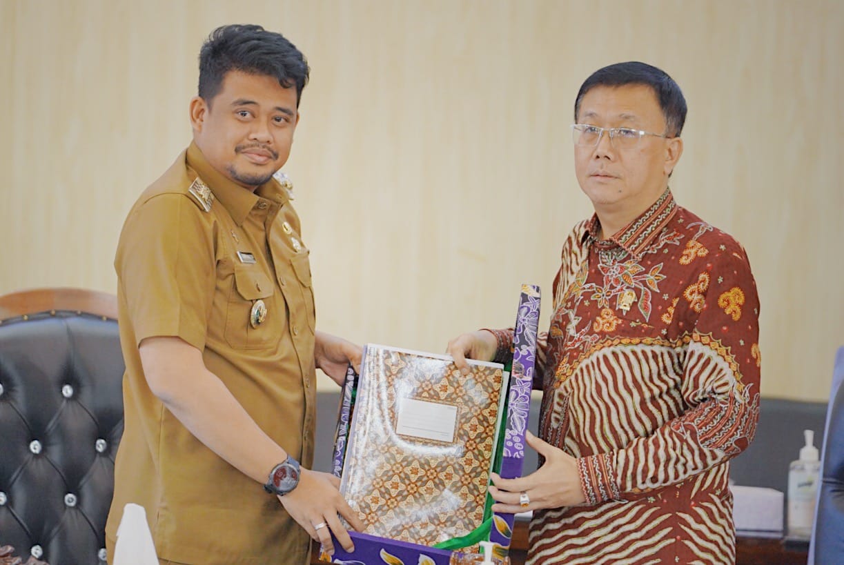 DPRD Medan Setujui Ranperda Tentang Keolahragaan Ditetapkan Jadi Perda Ketua DPRD Medan Hasyim: Beri Kepastian Hukum Dalam Keolahragaan