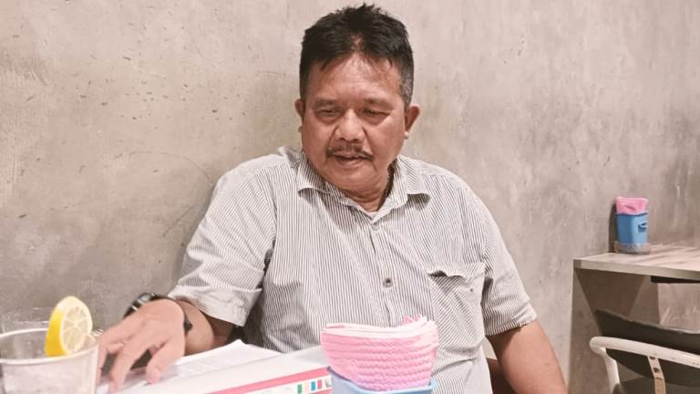 Anggota KPU Tapteng Dilaporkan Firman ke Bawaslu dan Polisi