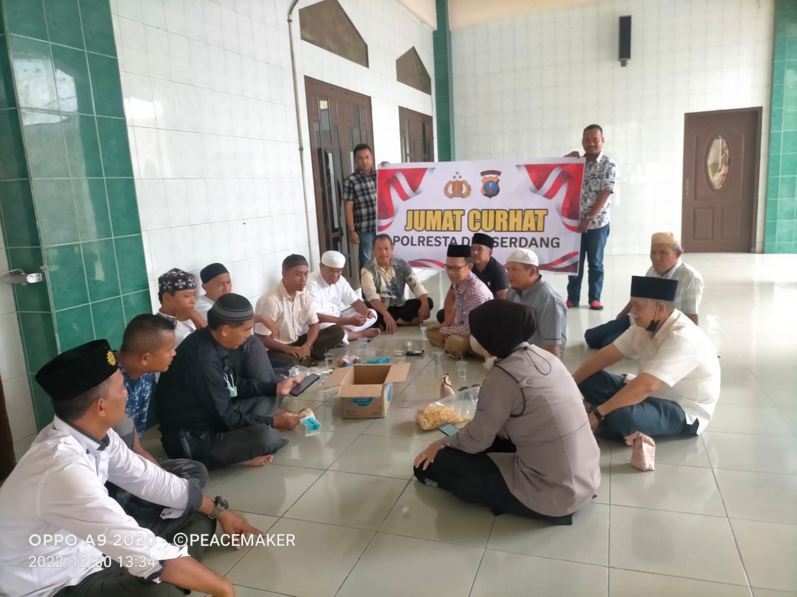 Polresta Deliserdang Jumat Curhat dengan Jemaah di Masjid Taqwa Muhammadiyah