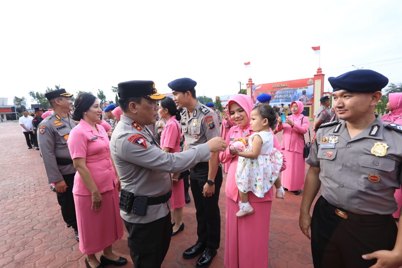 Kapolda Sumut Pimpin Upacara Kenaikan Pangkat 1.541 Personel