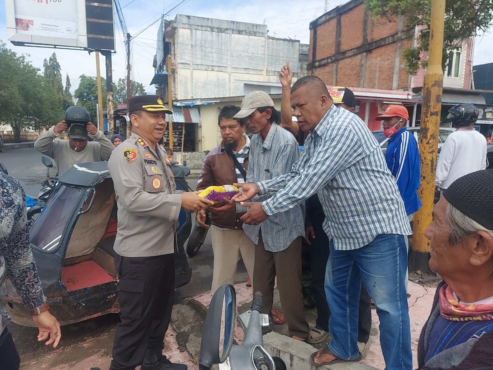 Cara Kapolres P.Sidempuan Sampaikan Pesan Kamtibmas, 