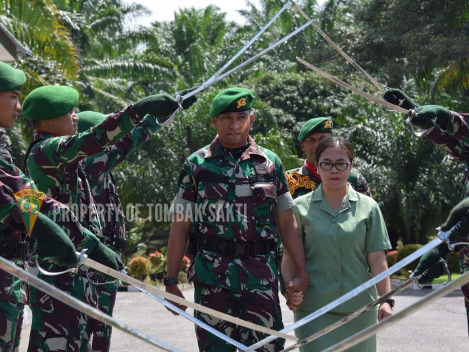 Yonif 122/TS Melaksanakan Korp Raport Pindah Satuan Dan Penerimaan Prajurit Baru