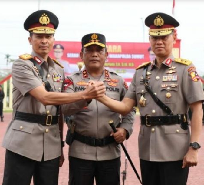 Kapolda Sumut Pimpin Upacara Sertijab Waka Polda Sumut