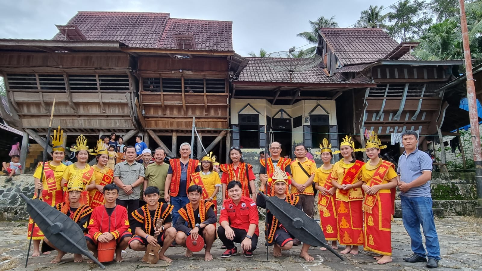 Trie Utami Dorong Seluruh Komponen Nias Bersinergi Mengarustuamakan Kebudayaan Untuk Kesejahteraan Masyarakat
