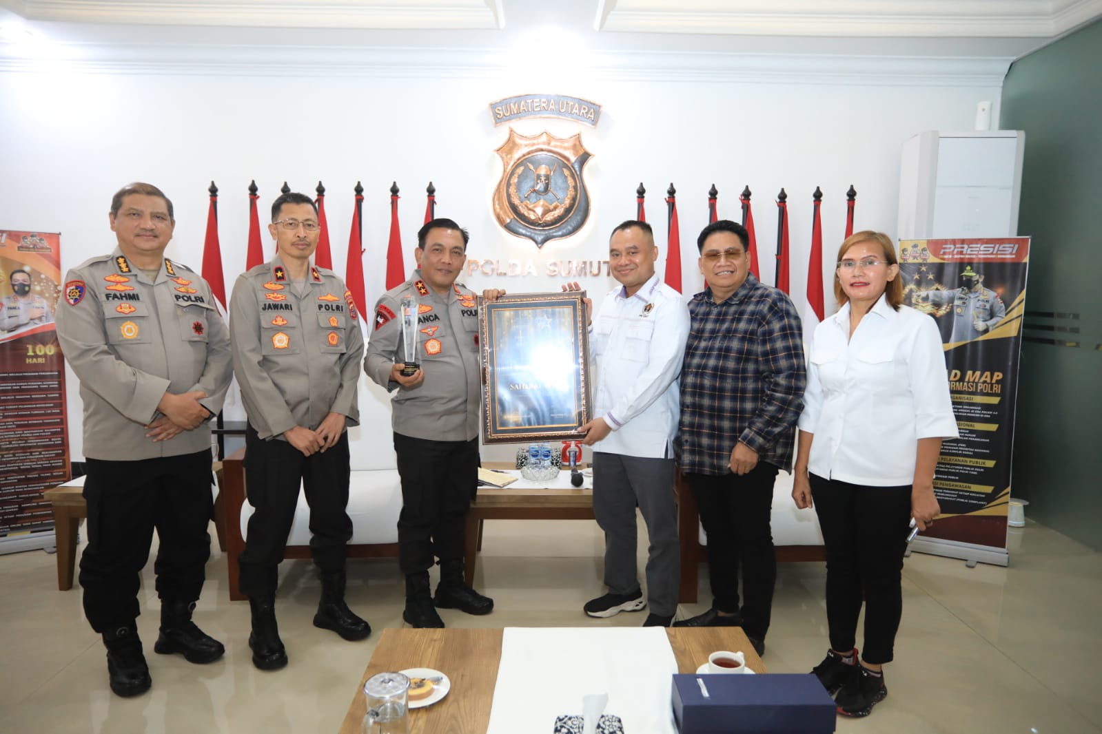 Kapolda Sumut Terima Anugerah Sahabat Utama Pers dari Serikat Penerbit Suratkabar/Pers Sumut