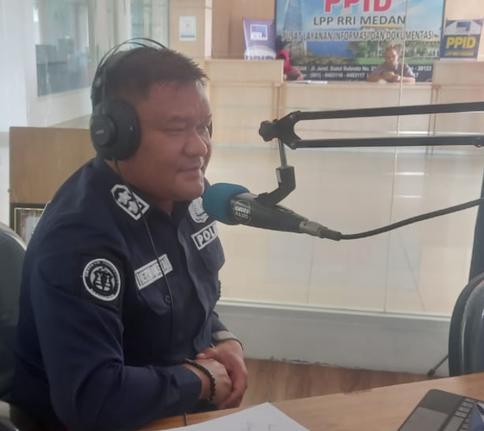 Sukseskan F1H2O di Balige Danau Toba, Bid Humas Polda Sumut Dialog Interaktif di Radio RRI Medan