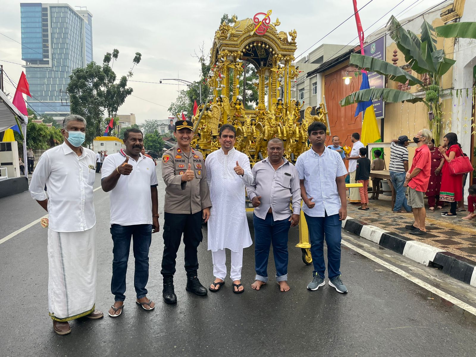 Tim Gabungan Polsek Medan Baru Kawal  Pengamanan Thaipusam Medan Street Festival