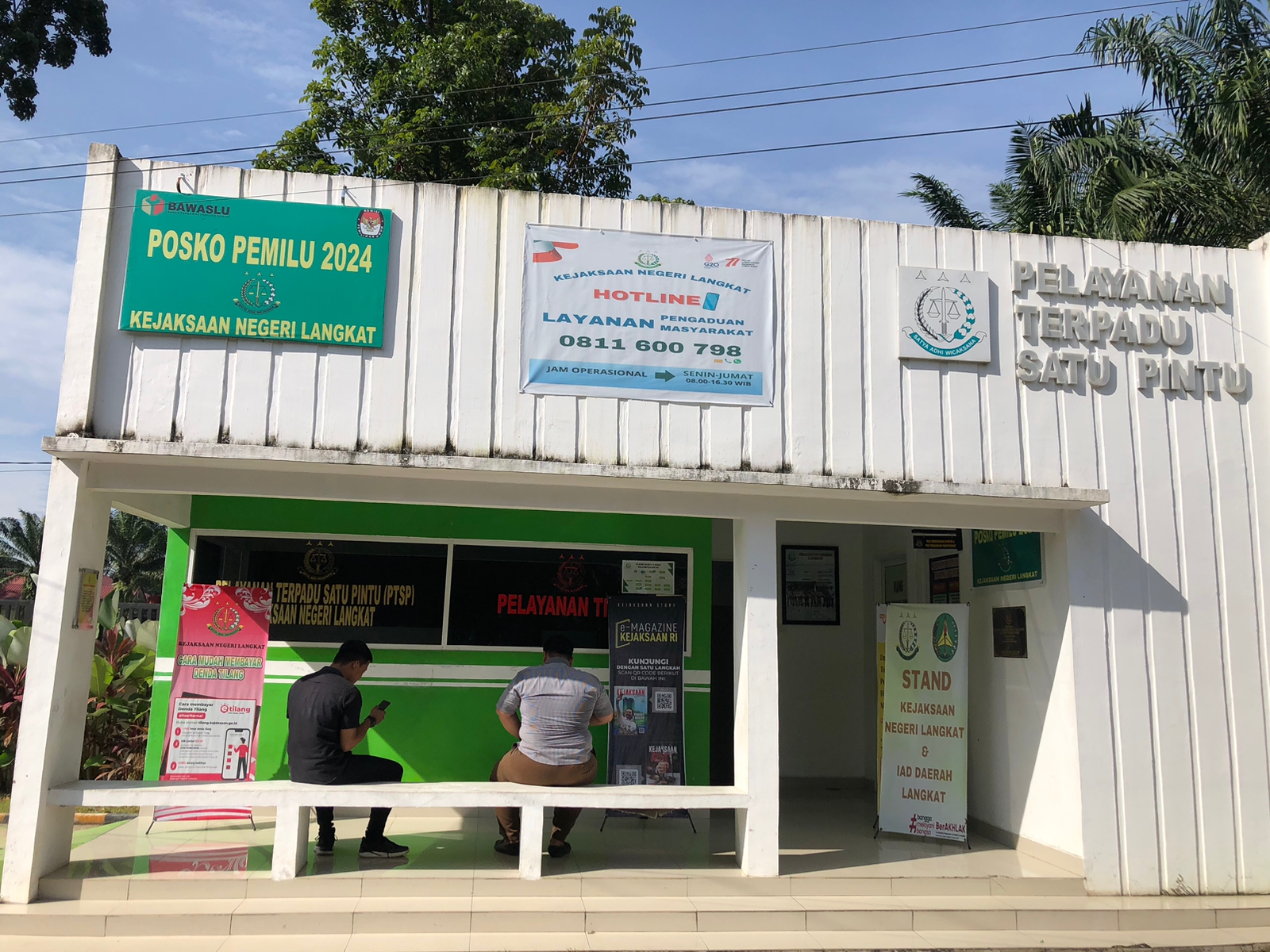 Kejari Langkat 10 Top Nasional Sebagai Satker Aktif Aplikasi Kunjungan Buku Tamu Priode 1 Januari - 31Januari