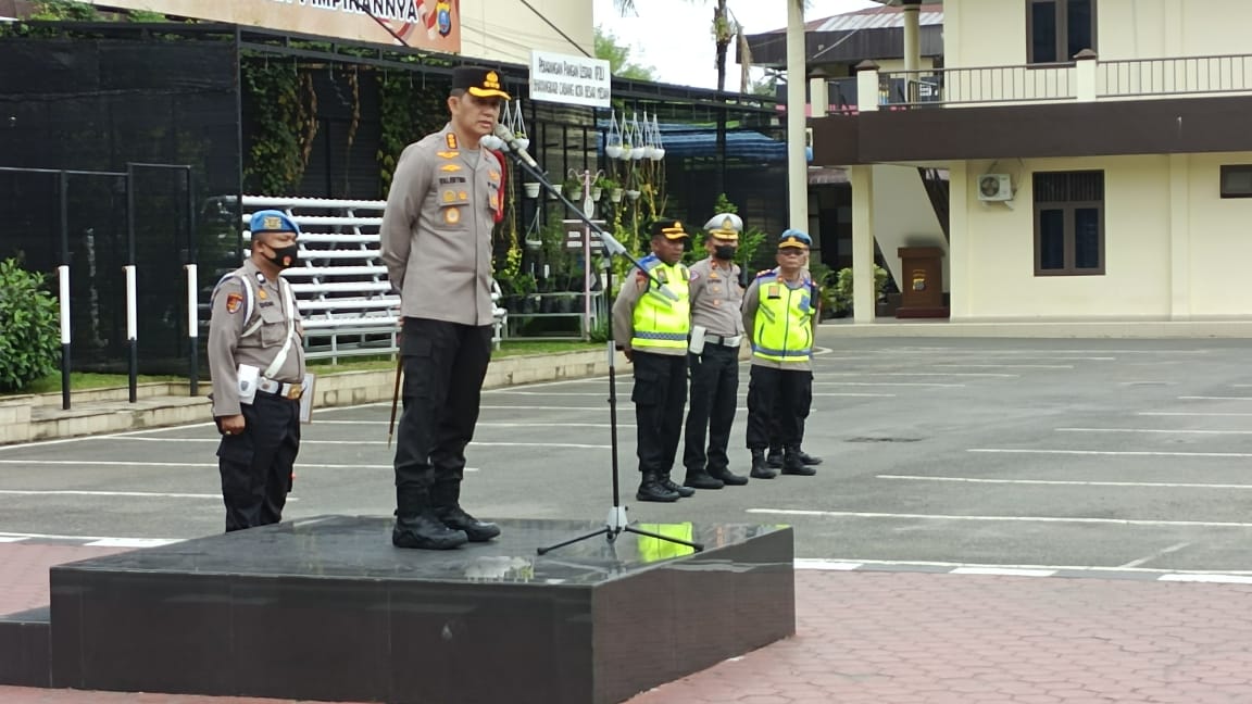 Kapolrestabes Medan Pimpin Apel Pagi Kawal Kunker Kerja Presiden RI di Medan