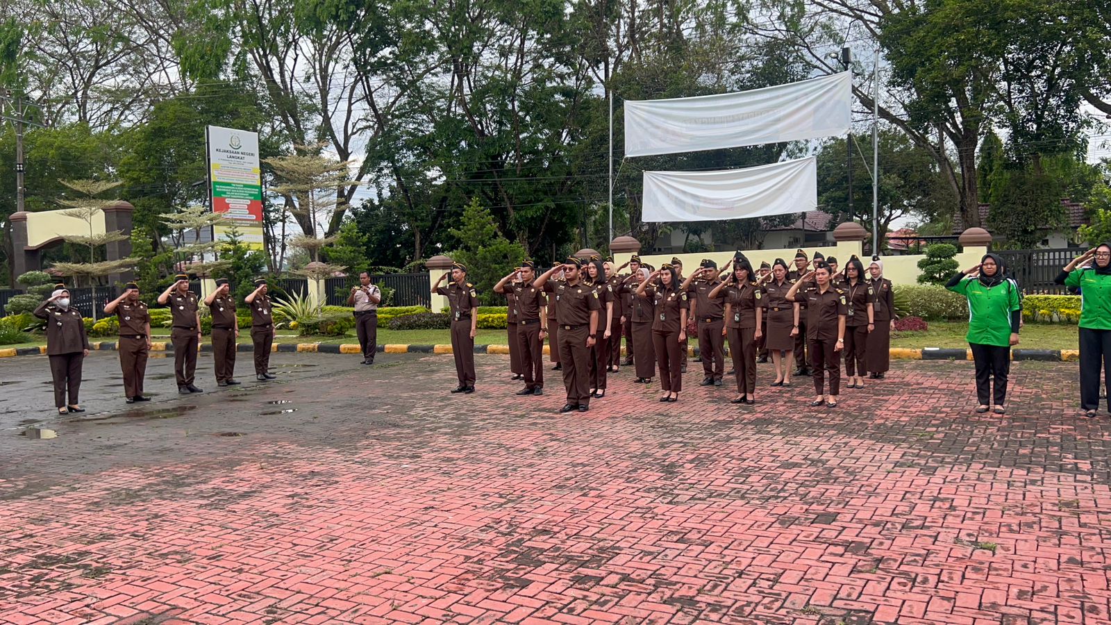 Apel Deklarasi Pembangunan Zona Integritas Menuju Wilayah Bebas Dari Korupsi (WBK) Kejaksaan Negeri Langkat Tahun 2023