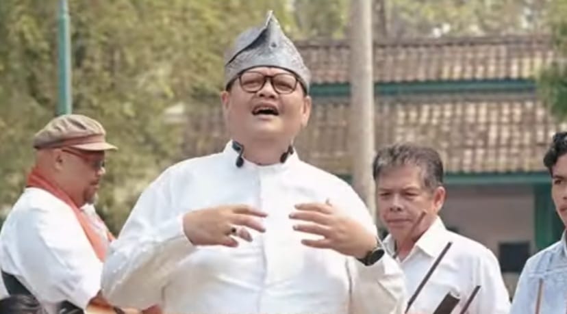 UNPAB Medan Bagikan Kurma Untuk Mitra-mitra Kerjanya,  Ini Pesan Mhd Isa Indrawan