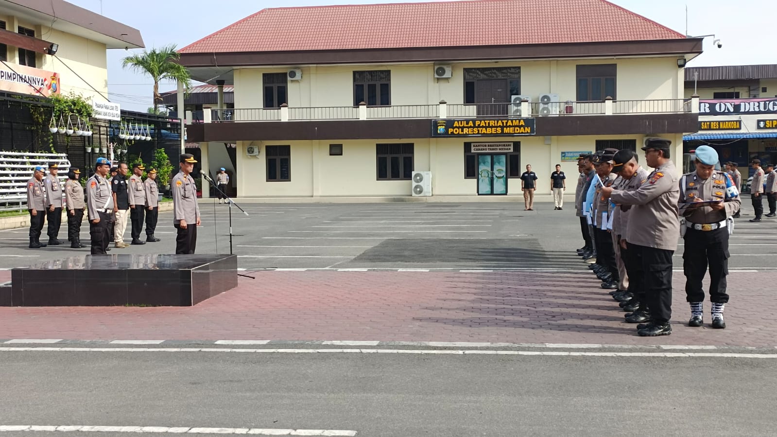 Kasubbag Faskon Bag Log Polrestabes Pimpin Apel Pagi