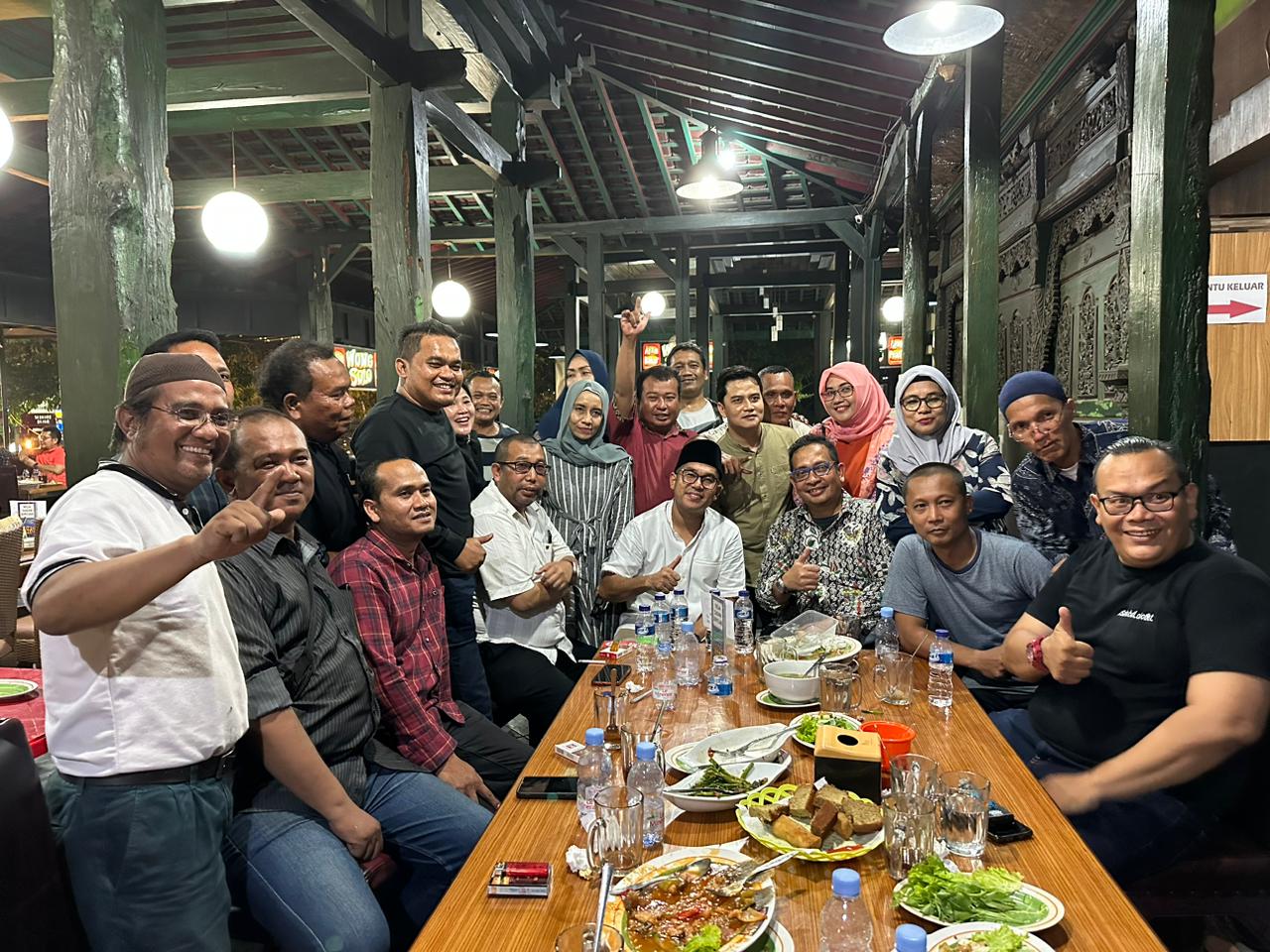 Ika SMPN XI /94 Medan Buka Puasa Bersama, M Lokot Nasution : Bertemu Kawan Lama Tak Ada Bicara Status Sosial