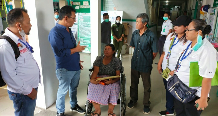 Ketua DPRD Simalungun  Timbul Bantu Biaya Persalinan Warga tak Mampu