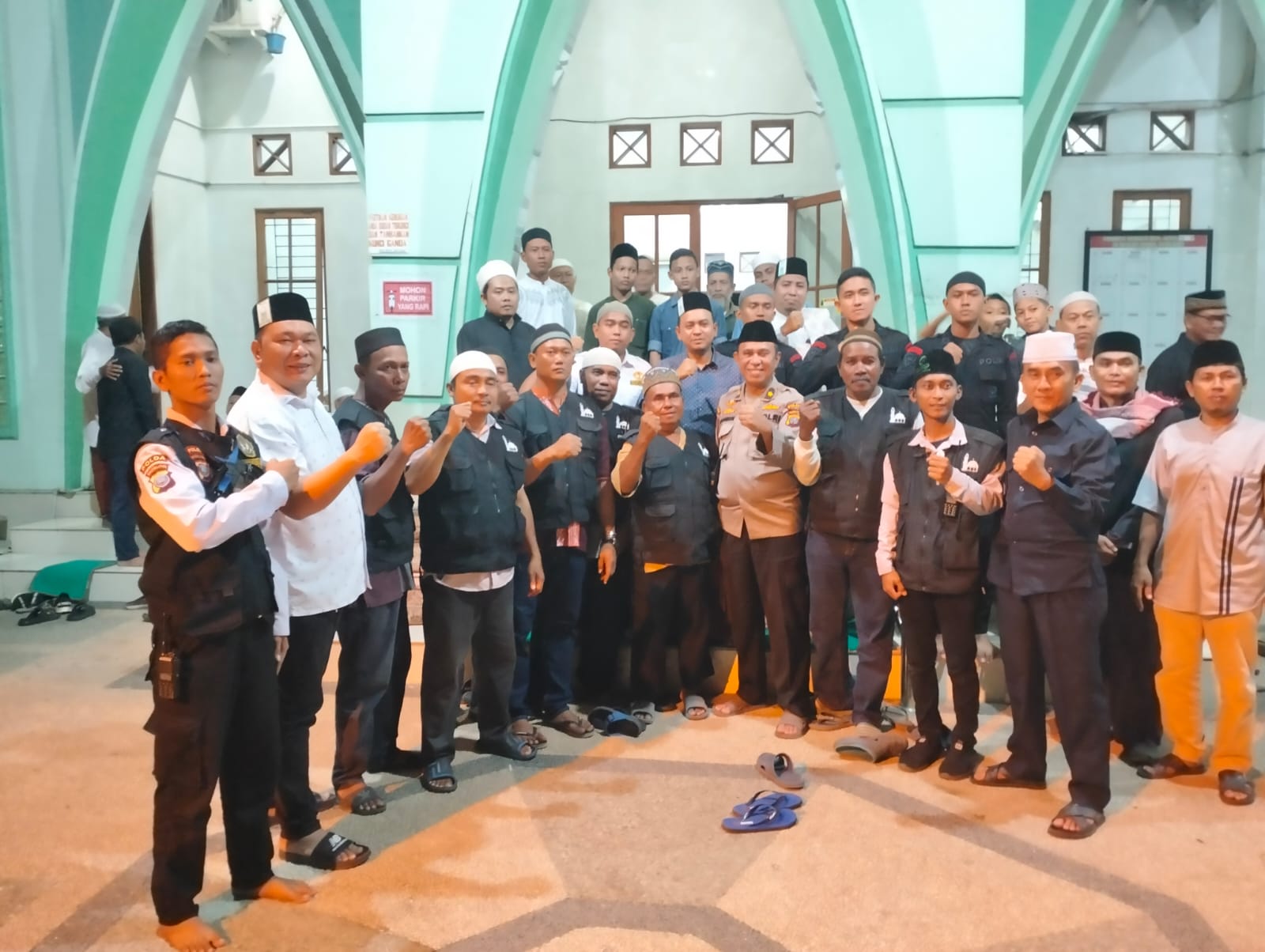 Polisi Mendengar dan Memberi Solusi, Burhanuddin SE : Ayo Menjadi Polisi untuk Diri Sendiri