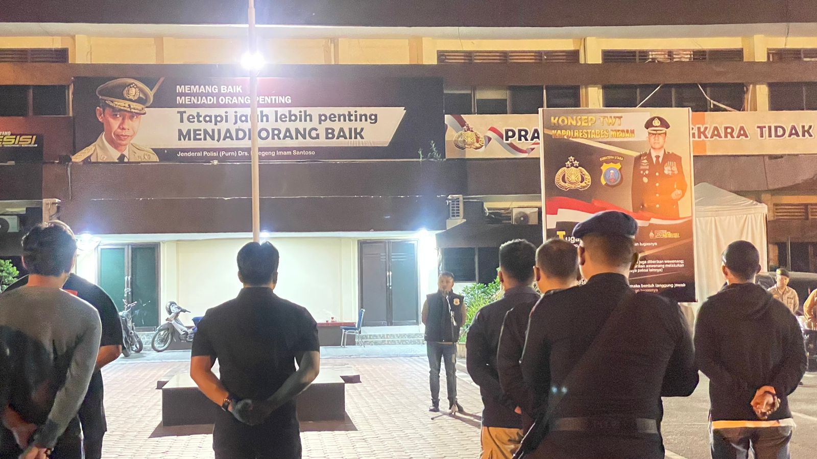 Ciptakan Rasa Aman di Malam Hari, Polrestabes Medan Bersama Polda Sumut Patroli Skala Besar