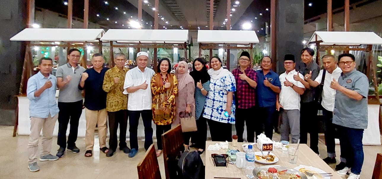 Jalin Silahturahmi PT Sorik Marapi Geothermal Bukber dengan Pimpinan Media, Ini Kata H Farianda Putra Sinik SE