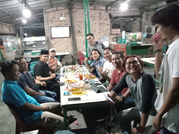 Jurnalis Buka Puasa Bareng Kapolsek Patumbak di Jln Seto Medan Area