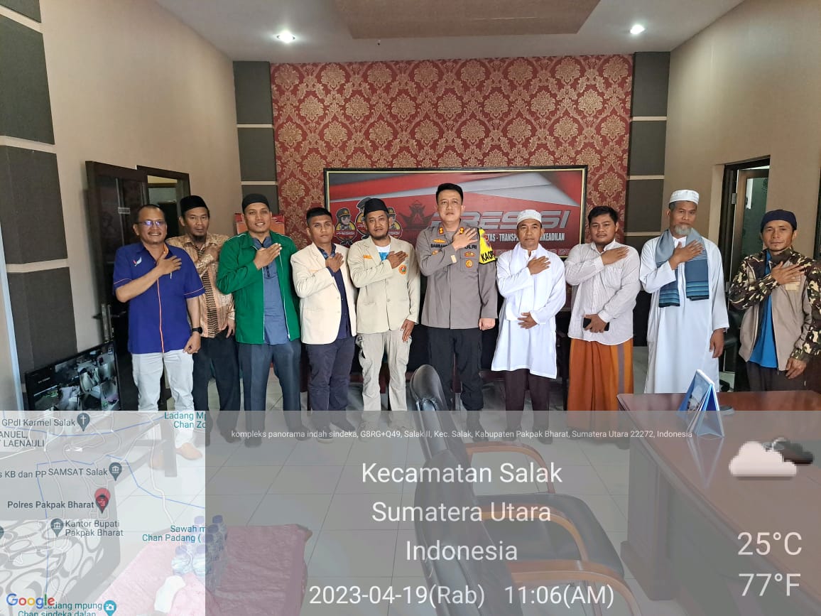 Memberikan Parcel Lebaran, Kapolres Pakpak Bharat Silaturahmi dengan Tokoh Agama dan Ormas Islam Se-kabupaten Pakpak