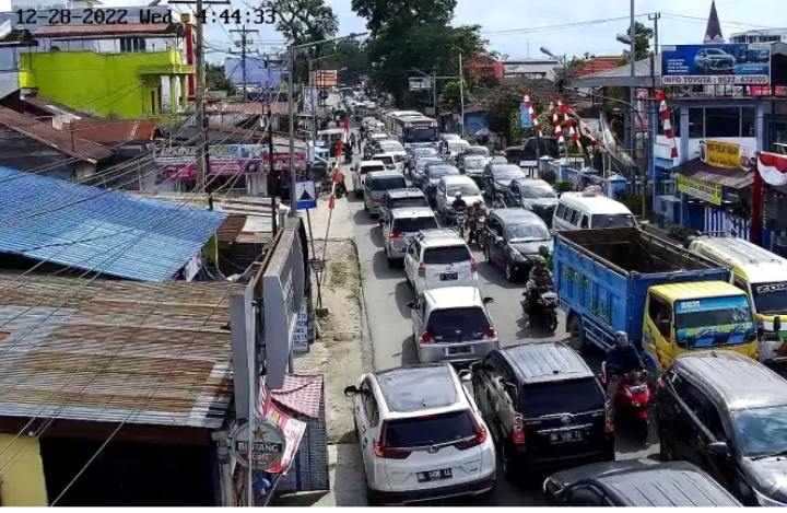 Kemacetan Sepanjang 30 KM di Siantar, Kapolda Sumut Turunkan Tim Urai