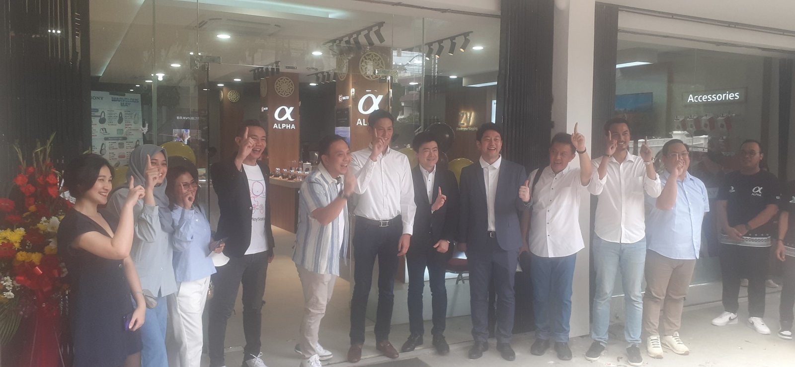 Owner PT Dossindo dan Head Marketing Sony Infonesia : Sony Cantre di Medan Berbeda Dari Toko Elektronik